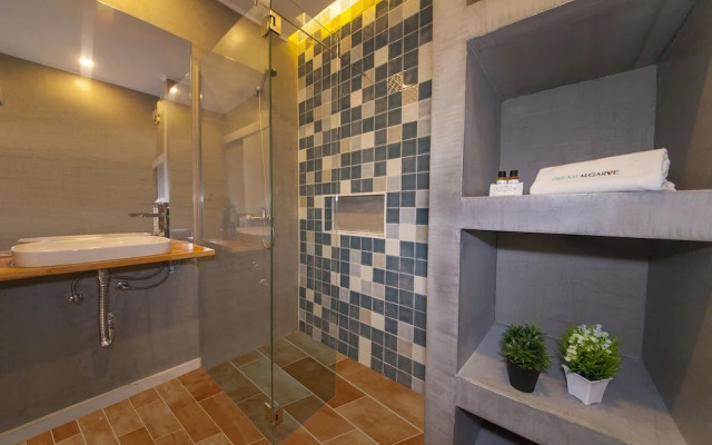 A30 - Tamar Ground- Floor Flat by DreamAlgarve