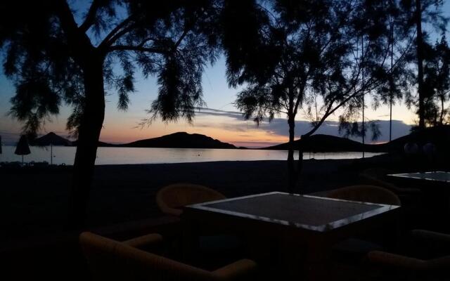 Platys Beach Hotel