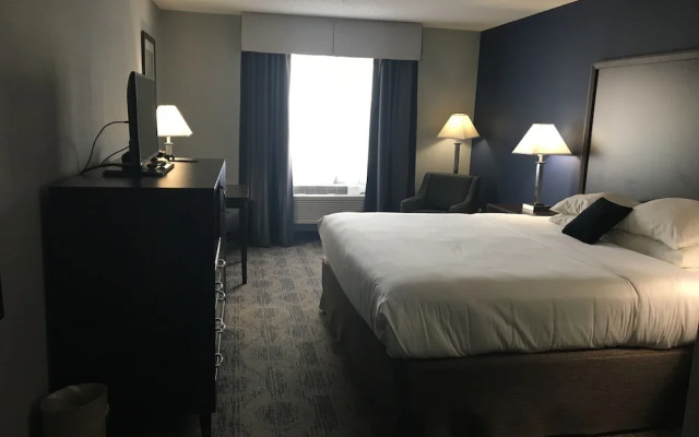 Days Inn and Suites Sequim