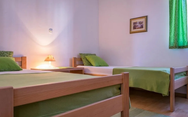 Brane - 100m From the Beach - A1 Ana