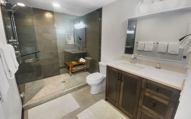 Woodside 207 4 Bedroom Home by RedAwning