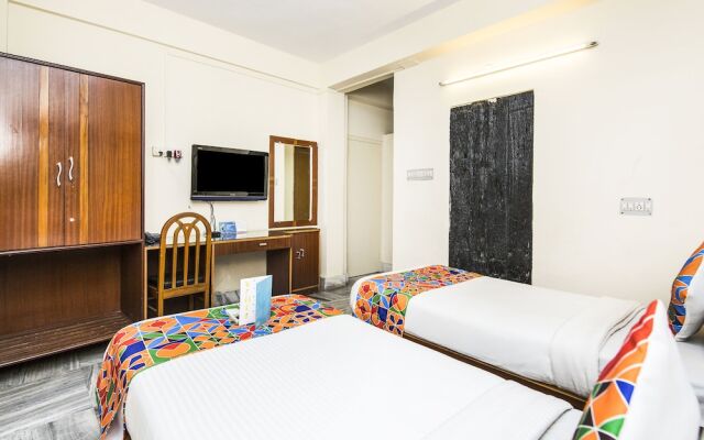 FabHotel Serena II