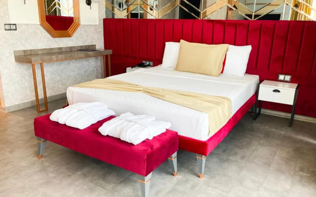 Nenessa Hotel