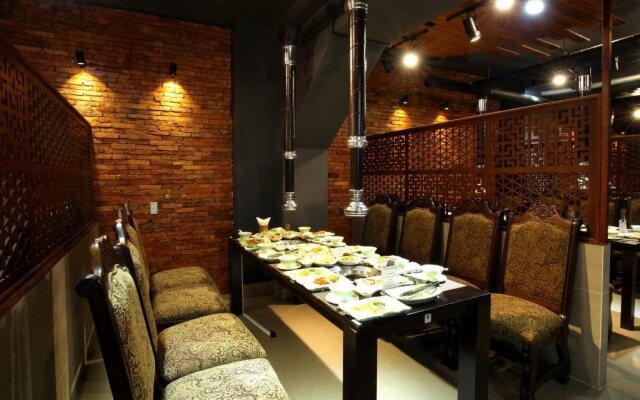 Mai Thang Hotel