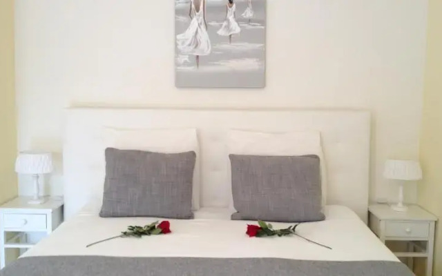 Casa Suenos Bed and Breakfast