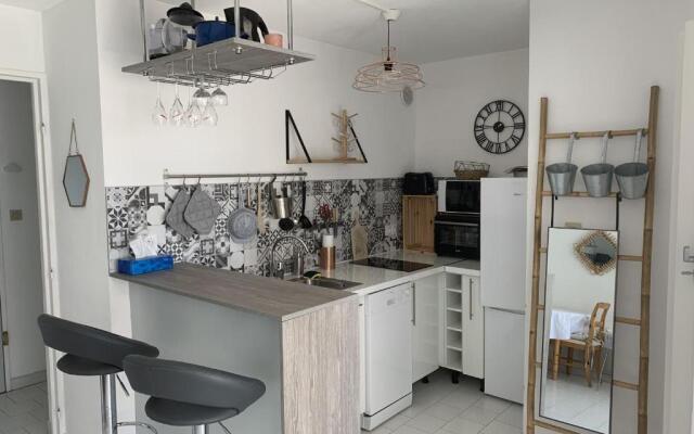 Appartement Sète, 2 pièces, 4 personnes - FR-1-338-369