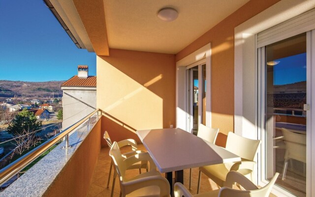 Nice Home in Cavle With Wifi and 2 Bedrooms