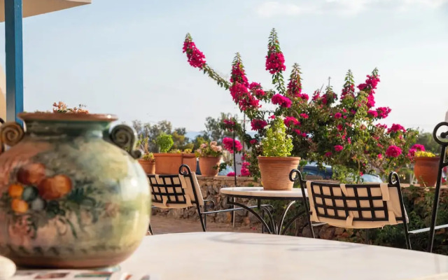 Agnadi Blue Apartments