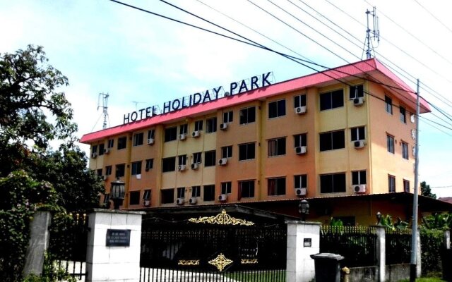 OYO 89864 Hotel Holiday Park