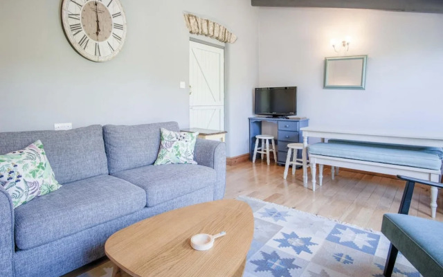 Tregoyr - 3 Bedroom Holiday Home - St Florence