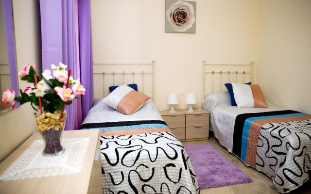 2 bedrooms apartment with sea view