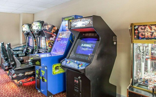 Quality Suites Milwaukee Airport