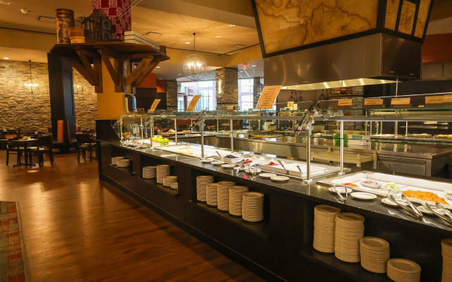 Camelback Lodge & Aquatopia Indoor Waterpark