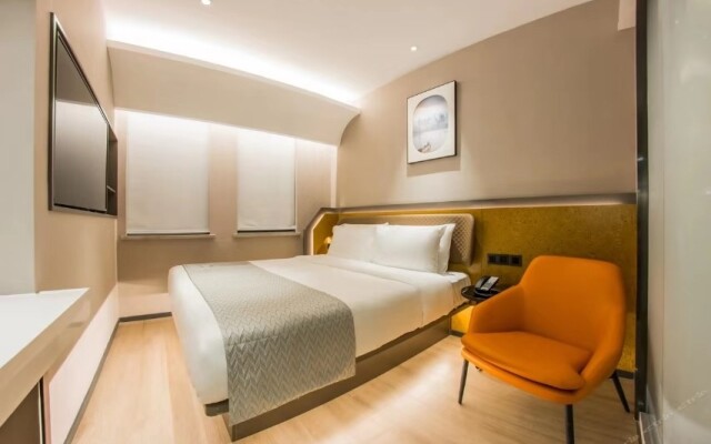 SKYBIRD Hotel (Shanghai Hongqiao Airport)