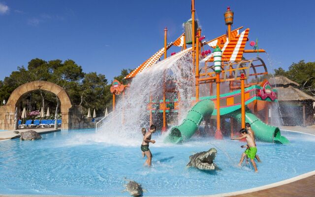 Invisa Figueral Resort
