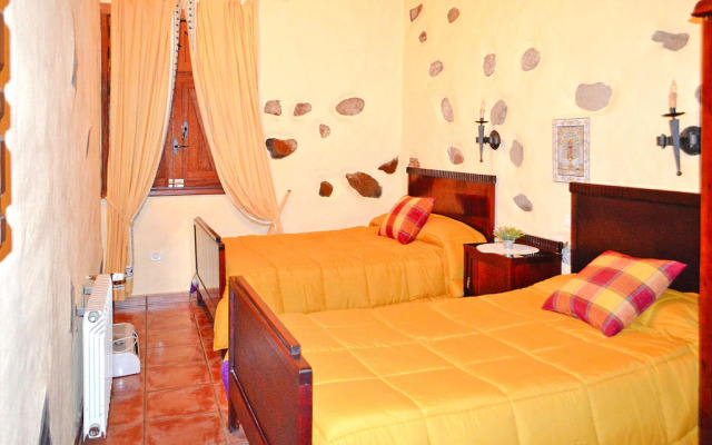 Apartment in Moya with communal pool