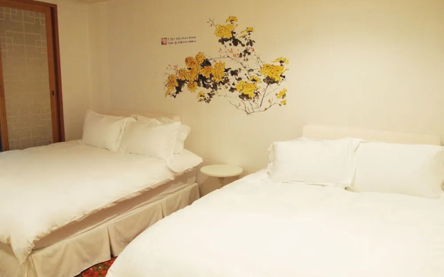 Hanso Presidential Suite Hanok Hotel