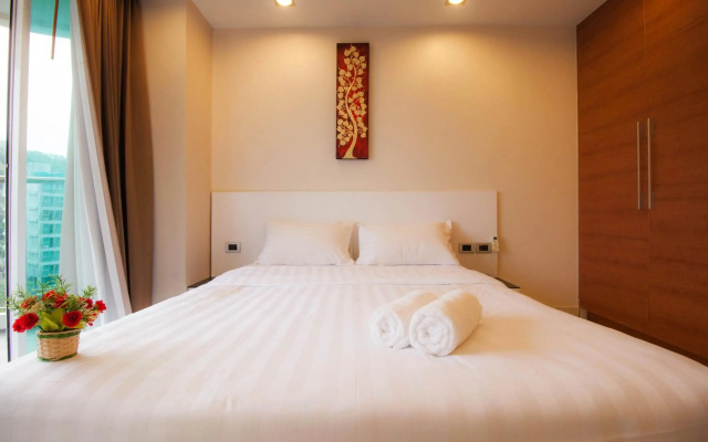 Hyde Park Residence by Pattaya Sunny Rentals