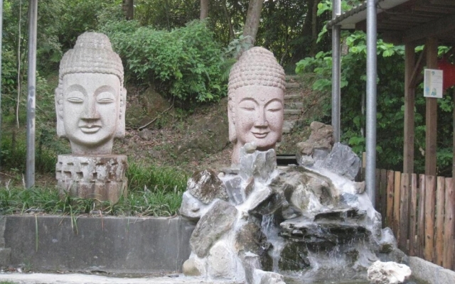 Lohas Gallery Long Stay Hostel