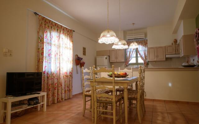 Tarsia Homes & Suites