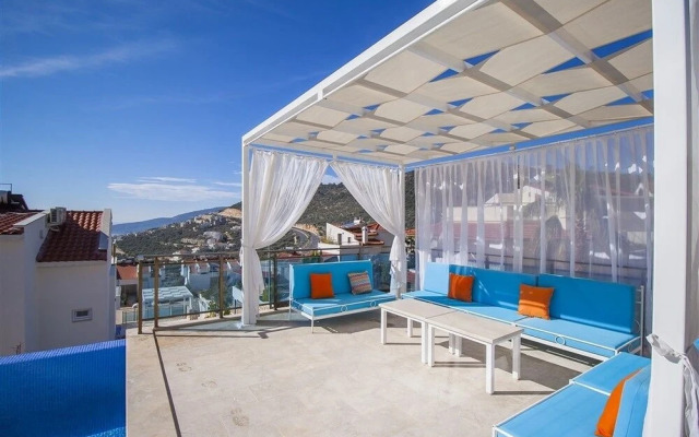 Villa Lotus by Akdenizvillam