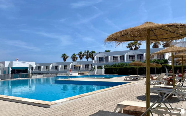 Aparthotel Beach Club