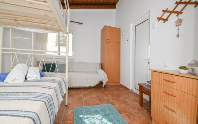 Seaside House in Ravdouha