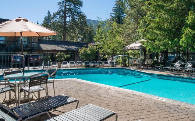 Station House Inn - Near Heavenly Gondola