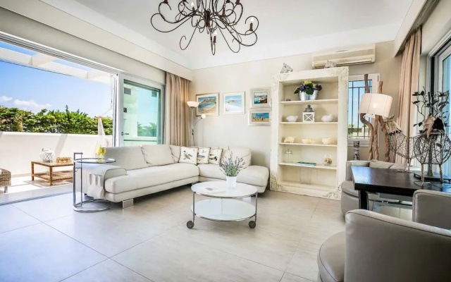 Ai Helis Beach House