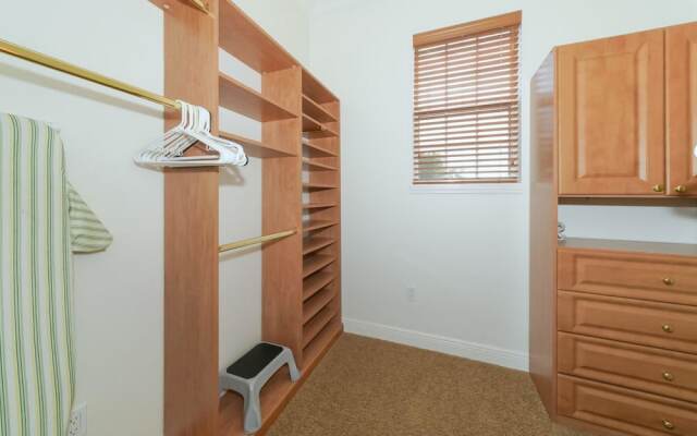 Mango Bay Apartment 3