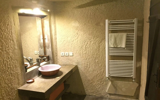 The Village Cave Hotel
