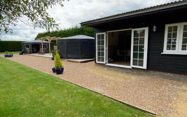 Bramble Lodge Glamping