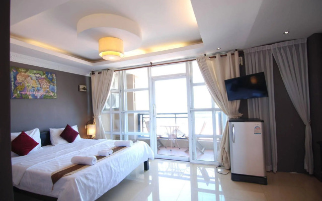Pillar Hotel