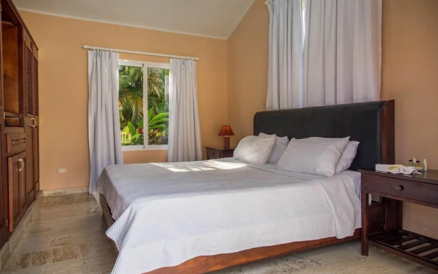 Private Villa! All Bedrooms /w TVs and in Livingroom