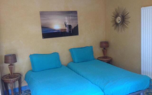 Eco-hôtel et Yourtes du Mercantour