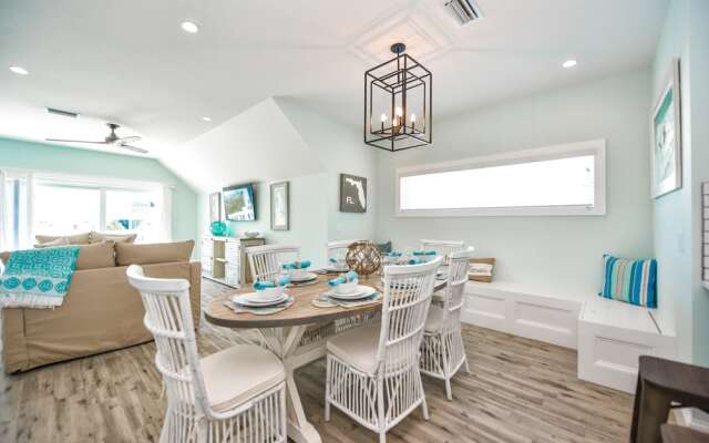 Aloft on Canal by SKLRP