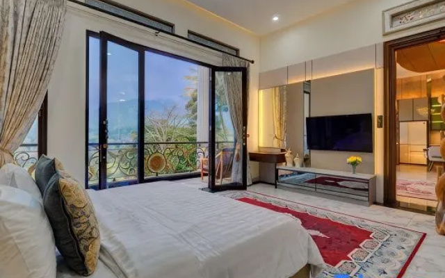 Lulu Luxury New 5br Villa Private Family Gathering – Guest Rooms – Megamendung