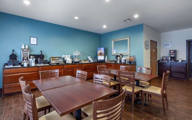 Sleep Inn & Suites Hays Area