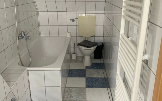 Apartment Near Jadeweserport and Centre