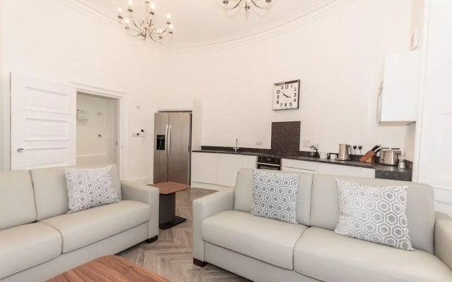 The Royal Suites
