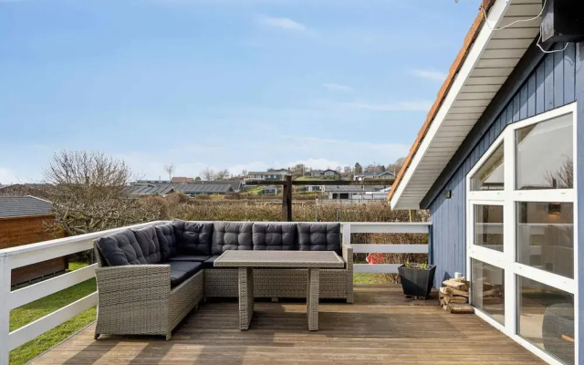 5 Star Holiday Home in Ronde