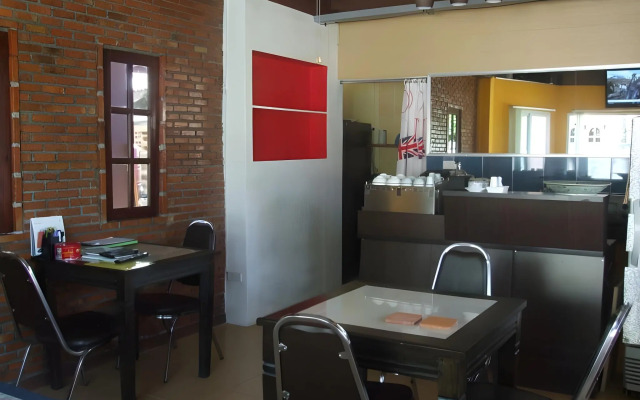 Jansupar Court