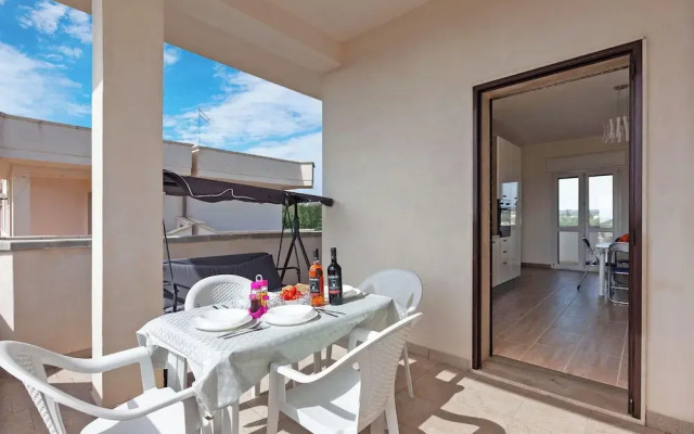 Le Bianche Apt 4 - Terrace near the Sea