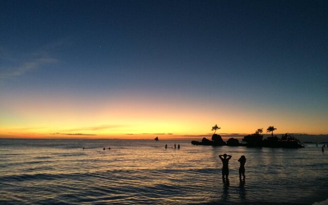 Boracay Tourists' Inn