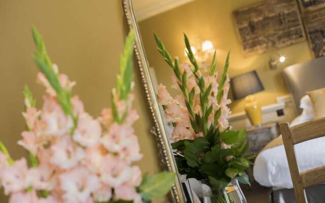 Coombe Abbey Hotel