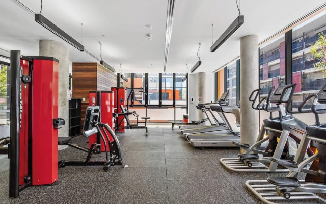 A Cozy 2BR Home Next to The Yarra River