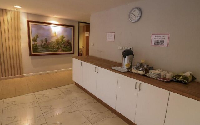 Nida Rooms Nai Lert Grand Diamond