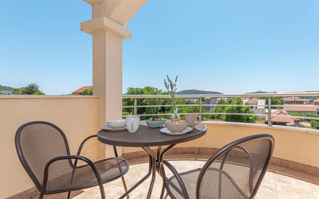 Nice Home in Pirovac With Wifi and 4 Bedrooms