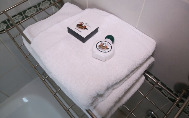 Roba Monakedi Guest Lodge