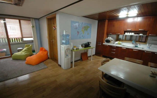Apple Tree Guest house